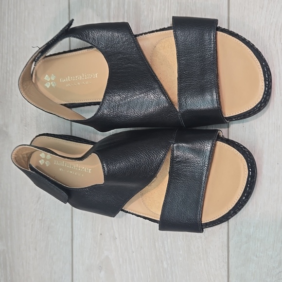 Naturalizer Women Yessica N5 Contour Black Leather Sandals Wedge Shoes Sz 8M - Picture 3 of 12